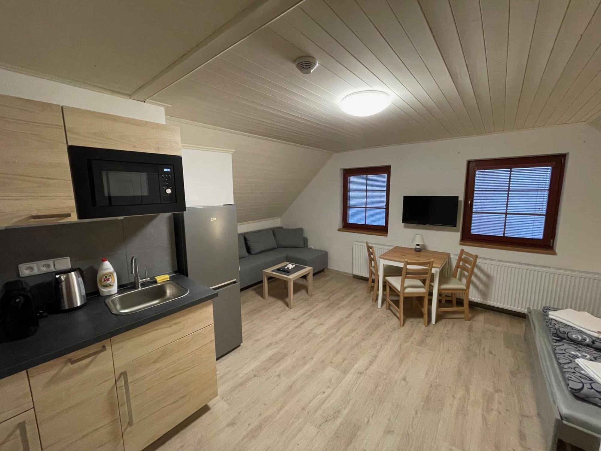 Apartmany215 Apartment Strazne