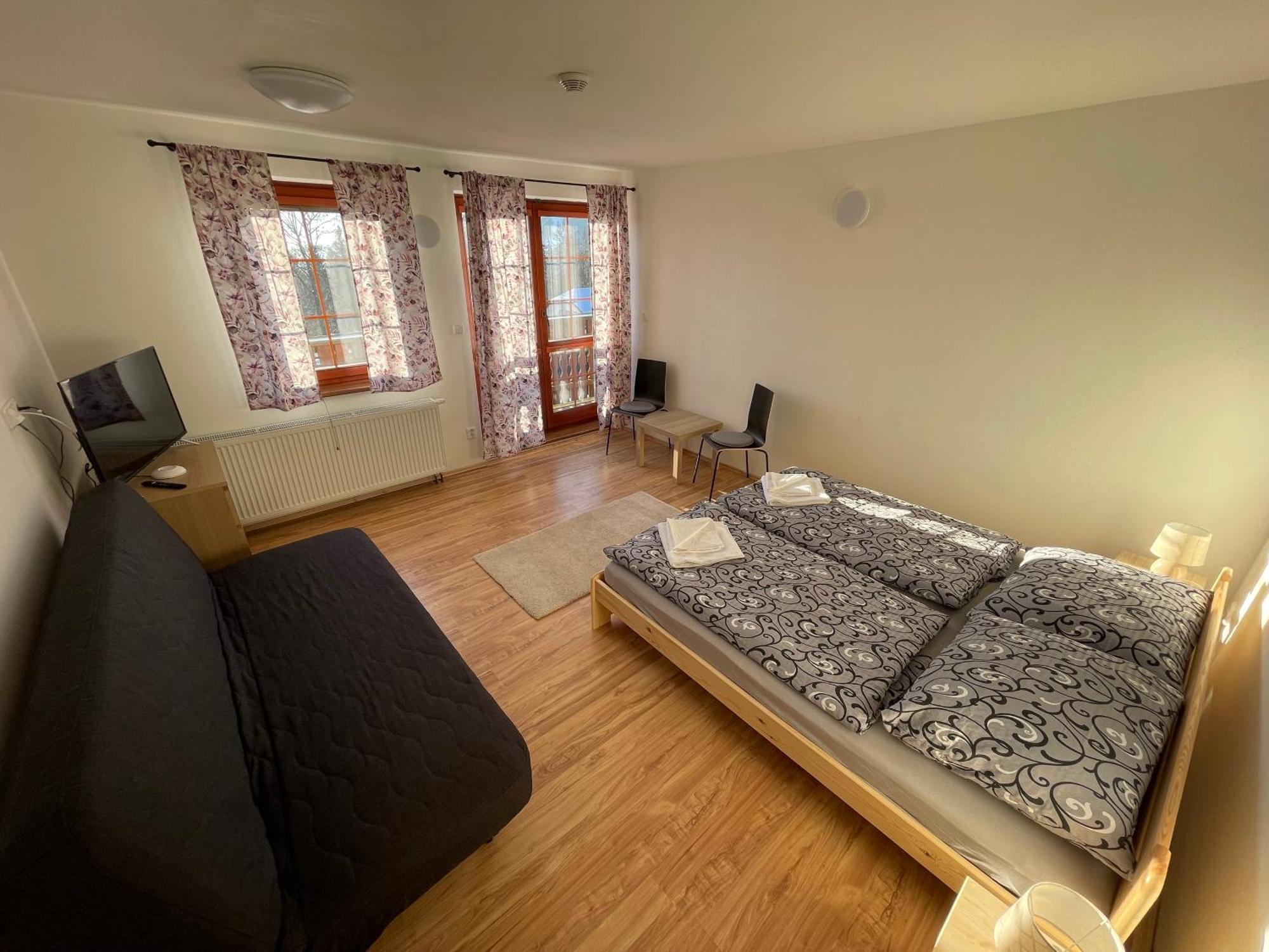 Apartmany215 Strazne